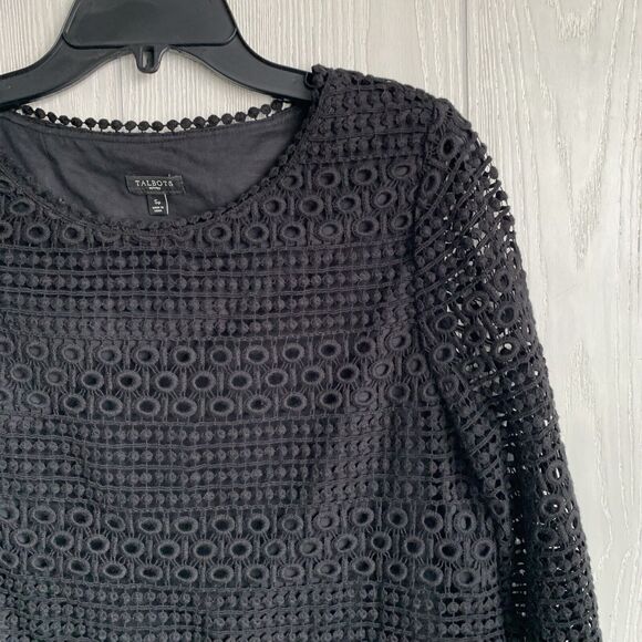 Talbots Petites Embroidered Black Top Size SP - Picture 2 of 4